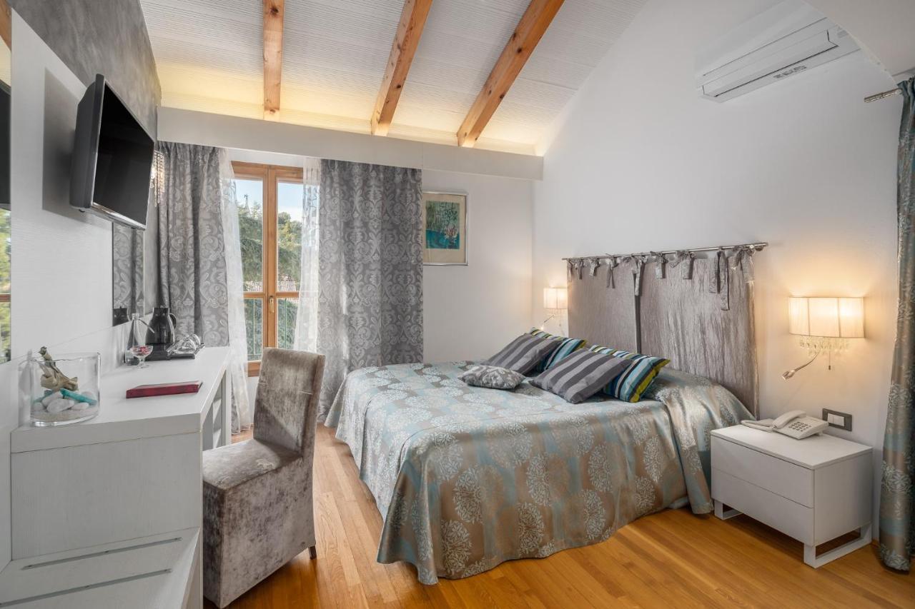 Hotel Cittar Novigrad Istria Exteriör bild